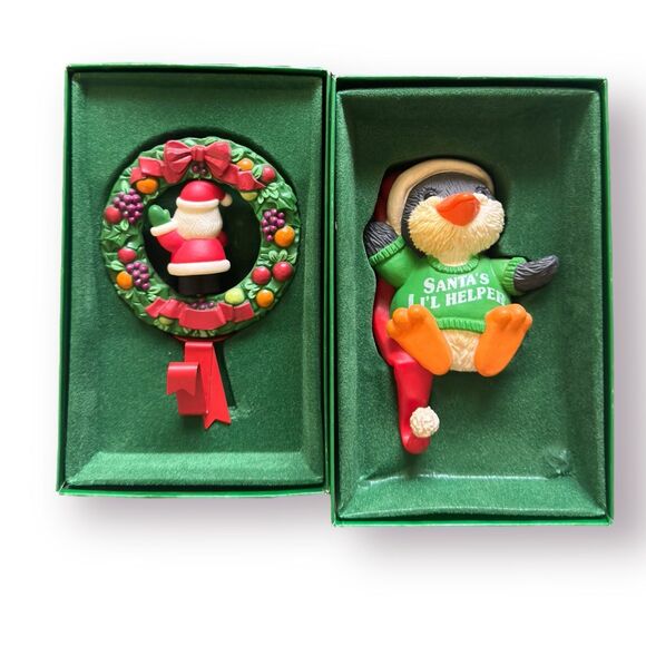 Hallmark Stocking Hanger Holders Vintage Christmas Penguin & Santa Claus Wreath - Picture 6 of 6